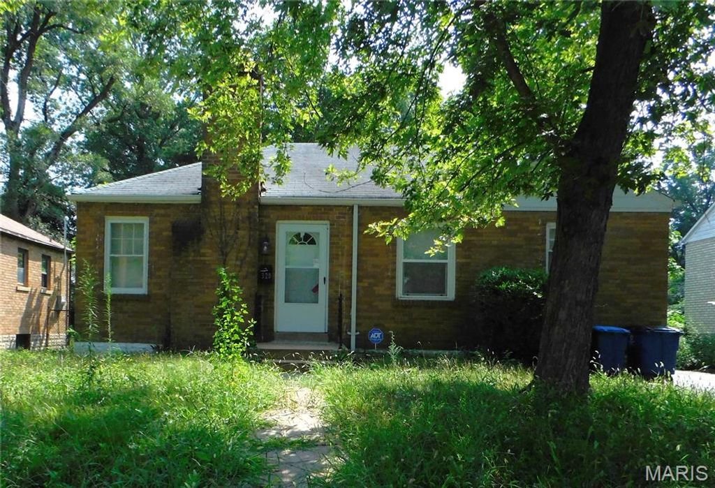 320 Henquin Drive, St Louis, MO 63135
