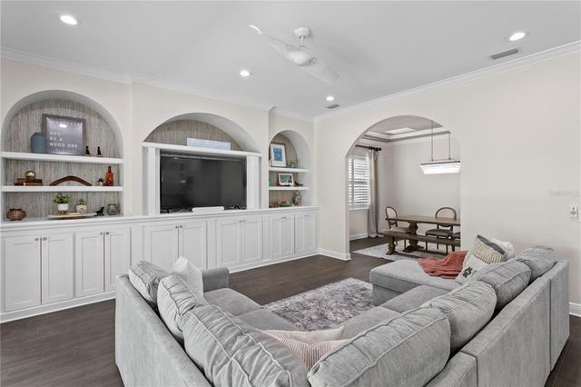 945 HARBOUR BAY DRIVE, Tampa, FL 33602