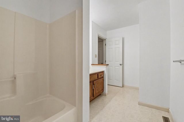 59 WESTWOOD CT, Enola, PA 17025