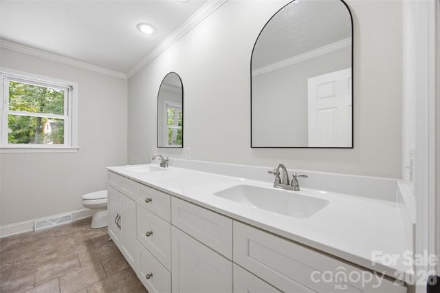 806 Danbrook Circle, Lincolnton, NC 28092