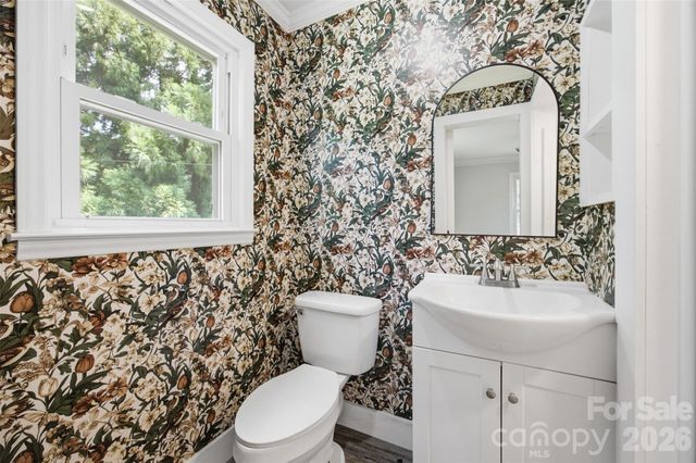 806 Danbrook Circle, Lincolnton, NC 28092