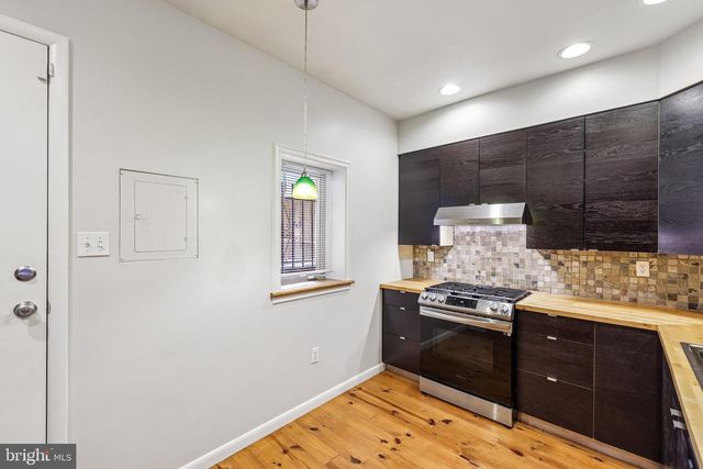 1808 E LOMBARD ST, Baltimore, MD 21231