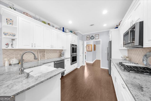 1847 Shaker Falls Lane, Lawrenceville, GA 30045