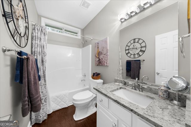 1847 Shaker Falls Lane, Lawrenceville, GA 30045