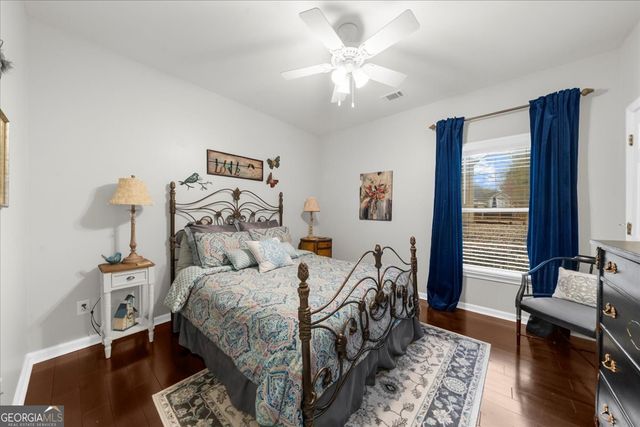 1847 Shaker Falls Lane, Lawrenceville, GA 30045