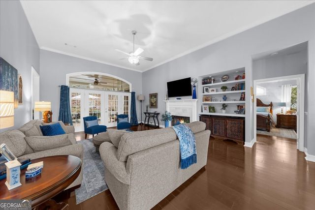 1847 Shaker Falls Lane, Lawrenceville, GA 30045