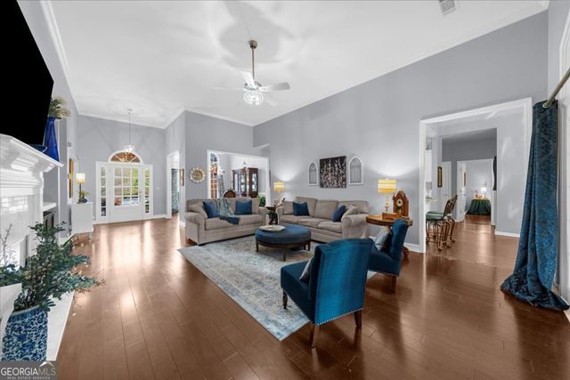 1847 Shaker Falls Lane, Lawrenceville, GA 30045