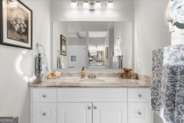 1847 Shaker Falls Lane, Lawrenceville, GA 30045