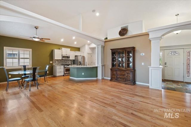 6980 E Greens Dr, Nampa, ID 83687