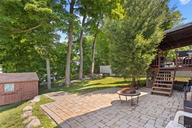 24 Maplewood Boulevard, Suffern, NY 10901