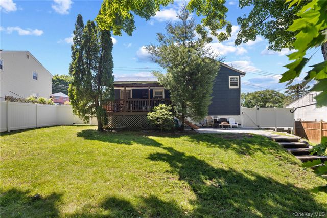 24 Maplewood Boulevard, Suffern, NY 10901