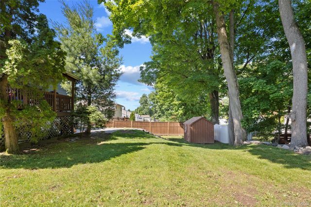24 Maplewood Boulevard, Suffern, NY 10901