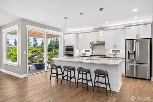 17051 8th Avenue NE, Shoreline, WA 98155