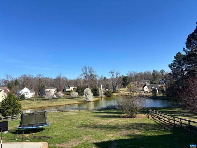 12 LONGFORD DR, Ruckersville, VA 22968