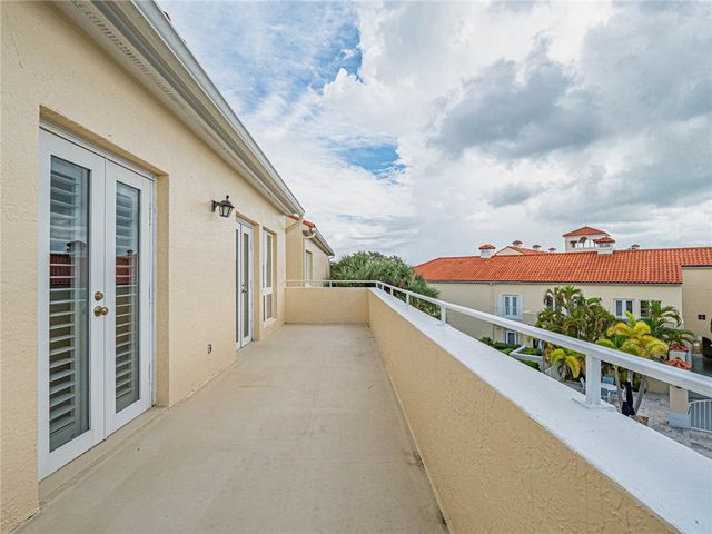 5060 Harmony Circle 307, Vero Beach, FL 32967