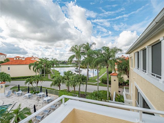 5060 Harmony Circle 307, Vero Beach, FL 32967