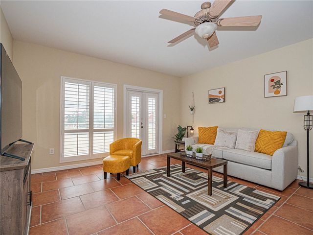 5060 Harmony Circle 307, Vero Beach, FL 32967