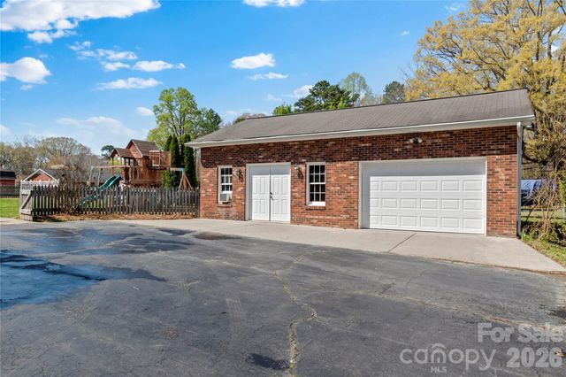 778 Reynolds Road, Lewisville, NC 27023