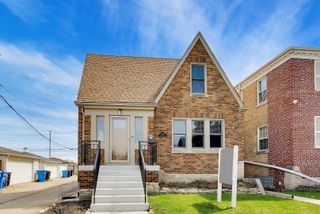 6341 N Neenah Avenue, Chicago, IL 60631