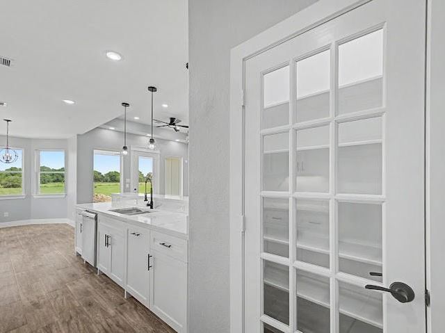 1220 Appaloosa Circle, Angleton, TX 77515