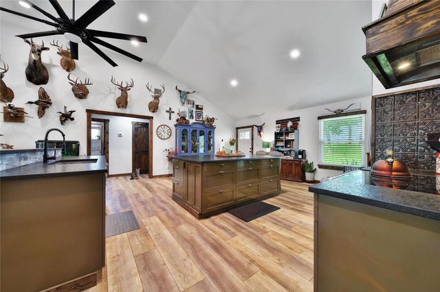 30906 Walnut Creek Road, Magnolia, TX 77355