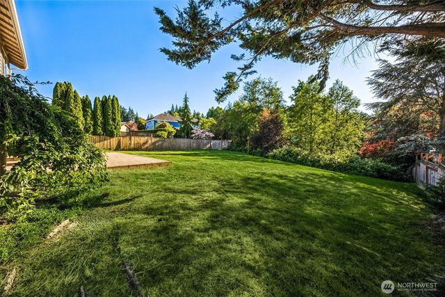 1620 12th Street SW, Puyallup, WA 98371