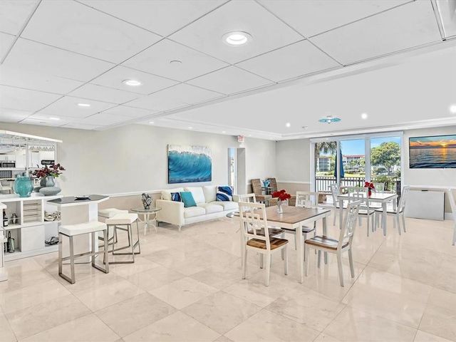 1150 Hillsboro Mile 405, Hillsboro Beach, FL 33062