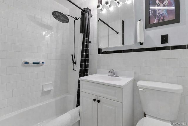 2550 Olinville Avenue 2H, Bronx, NY 10467