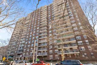 2550 Olinville Avenue 2H, Bronx, NY 10467