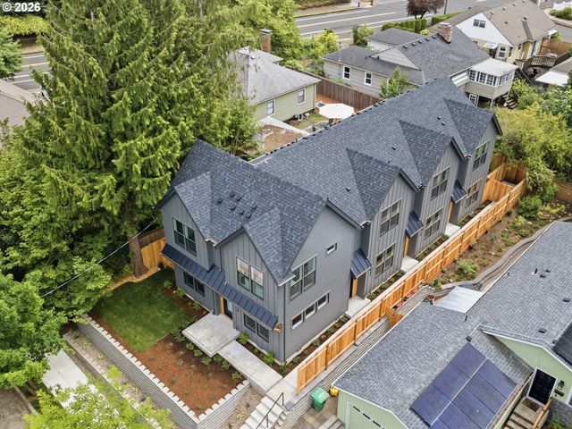 4060 Se Long St, Portland, OR 97202