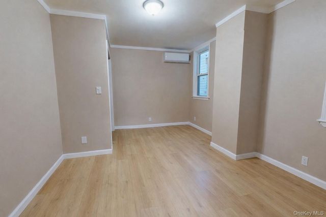 9561 115th Street, Richmond Hill, NY 11419