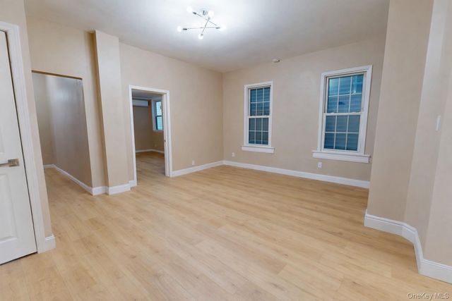 9561 115th Street, Richmond Hill, NY 11419