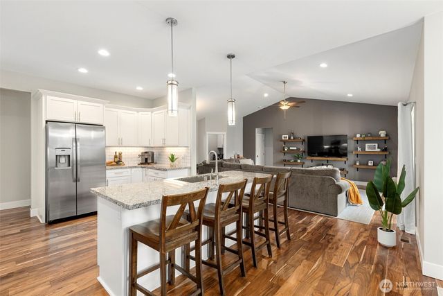 7400 SE Nelson Road, Olalla, WA 98359