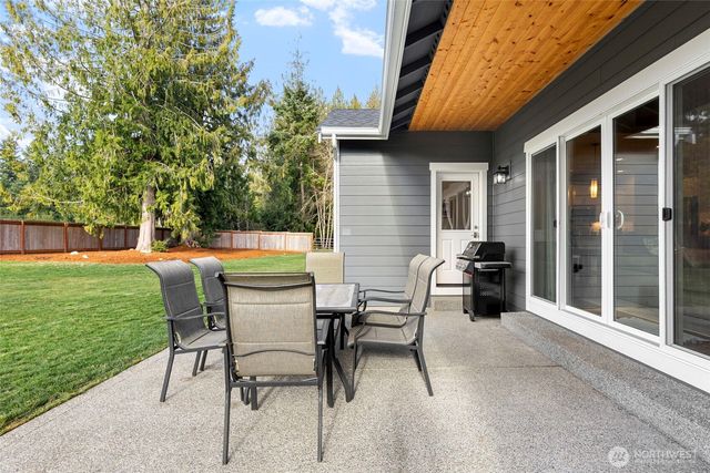 7400 SE Nelson Road, Olalla, WA 98359