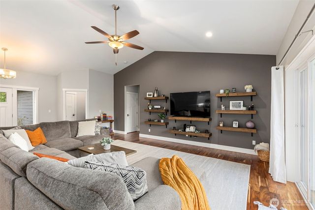 7400 SE Nelson Road, Olalla, WA 98359