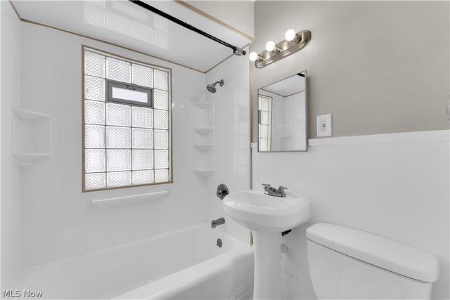 9405 Bohning Drive, Garfield Heights, OH 44125