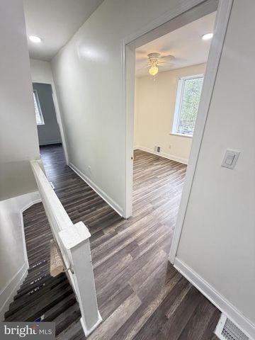 142 BARTLETT AVE, Sharon Hill, PA 19079