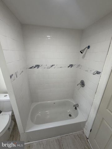 142 BARTLETT AVE, Sharon Hill, PA 19079