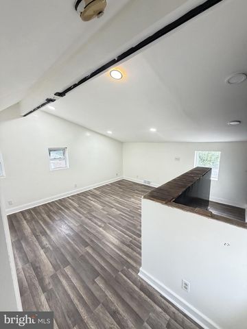 142 BARTLETT AVE, Sharon Hill, PA 19079