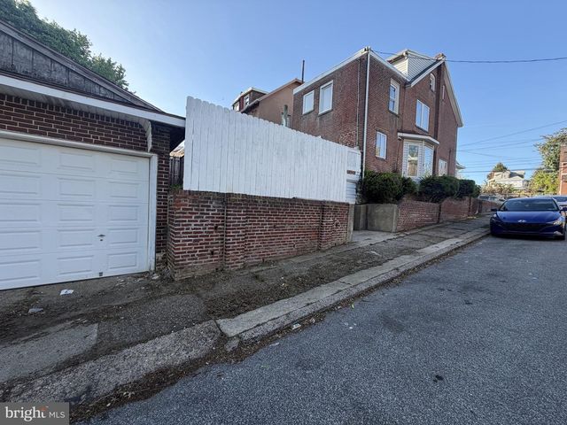 142 BARTLETT AVE, Sharon Hill, PA 19079