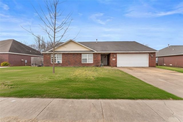 1329 Homestead Lane, West Fork, AR 72774