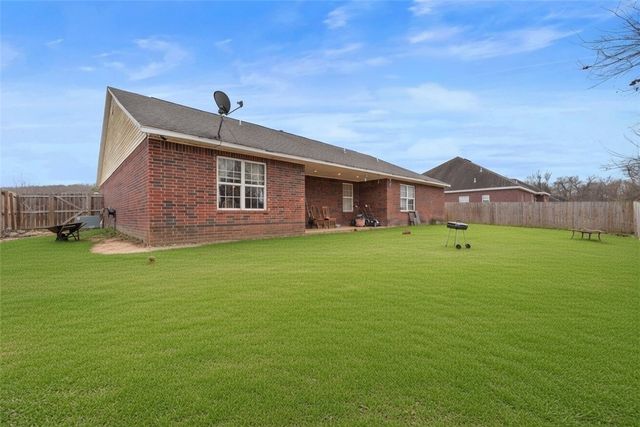 1329 Homestead Lane, West Fork, AR 72774