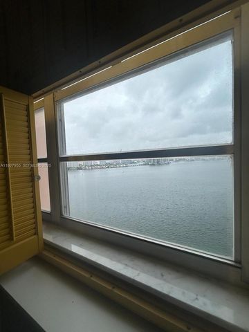 251 174th St 1820, Sunny Isles Beach, FL 33160