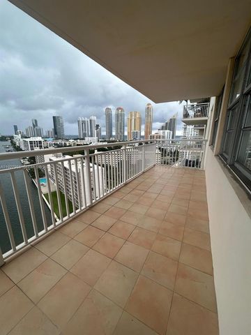 251 174th St 1820, Sunny Isles Beach, FL 33160