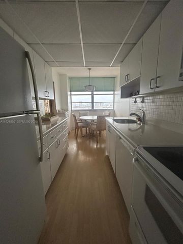 251 174th St 1820, Sunny Isles Beach, FL 33160