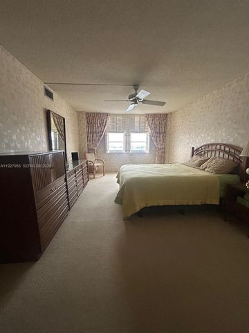 251 174th St 1820, Sunny Isles Beach, FL 33160