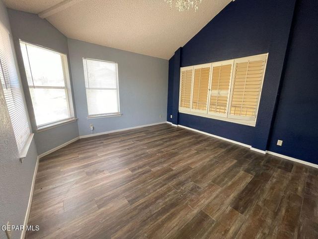 4304 LOMA ALEGRE Drive, El Paso, TX 79934