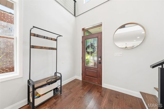 5223 Botanical Avenue, St Louis, MO 63110