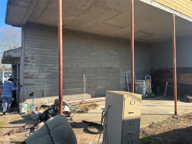 4012 Fm 47, Point, TX 75472