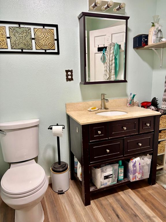 Image 12 of property listing at 112 S Woods Street, Bronte, TX 76933